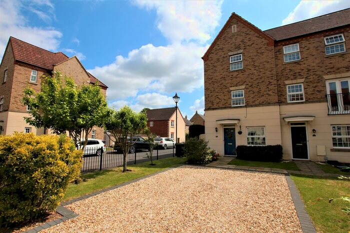4 Bedroom Town House For Sale In Squirrel Chase, Lincoln, LN6