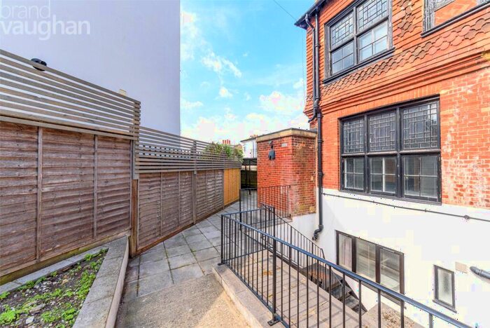 1 Bedroom Flat To Rent In Elm Grove, Brighton, East Sussex, BN2