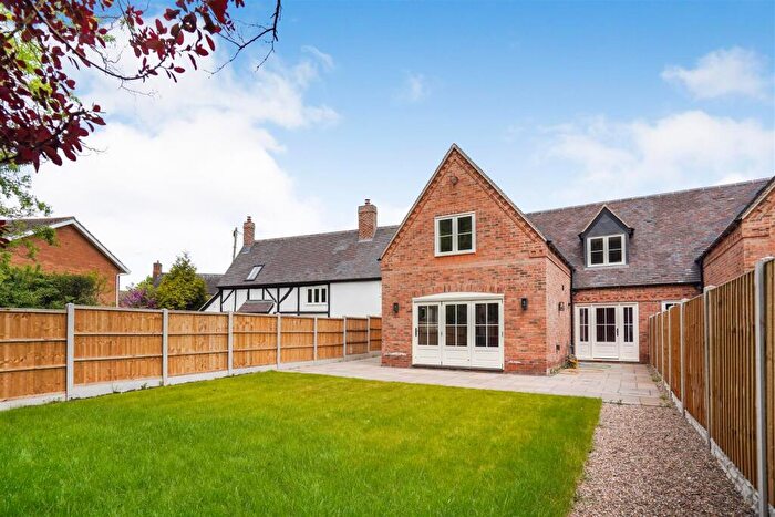 3 Bedroom Cottage For Sale In Main Road, Austrey, CV9