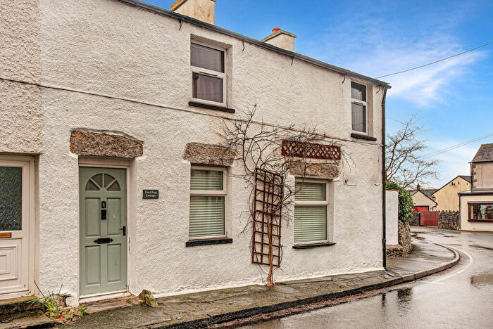 3 Bedroom Cottage For Sale In Duke Street, Carnforth, LA6