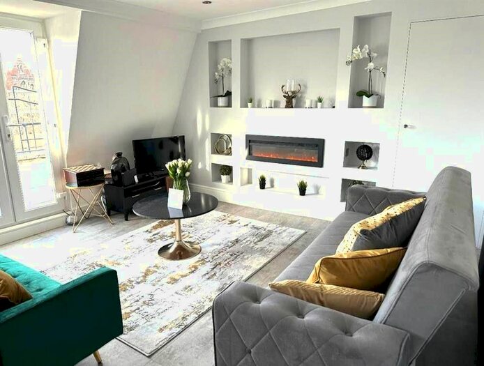 2 Bedroom Flat To Rent In Brixton Hill, London, SW2