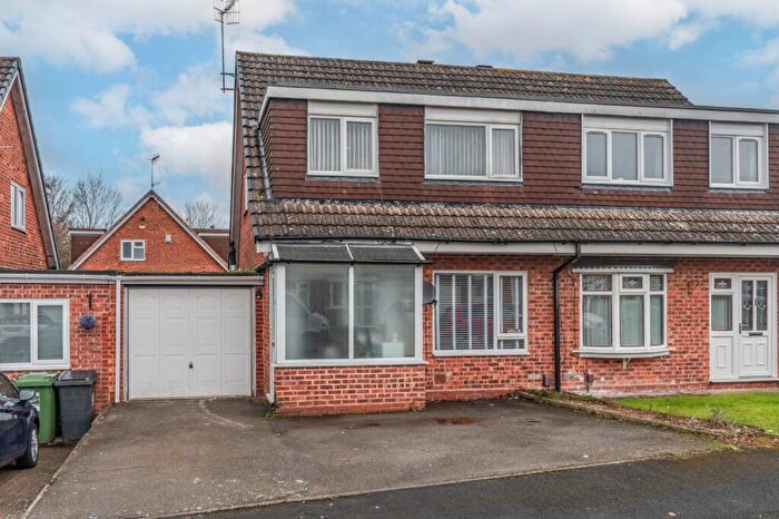 3 Bedroom Semi-Detached House For Sale In Oakridge Close, Church Hill North, Redditch, B98
