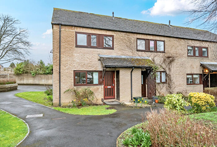 3 Bedroom End Of Terrace House For Sale In Deveron Grove, Keynsham, Bristol, Somerset, BS31