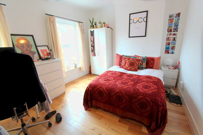 4 Bedroom Terraced House To Rent In Thorpedale Road, Finsbury Park, N4