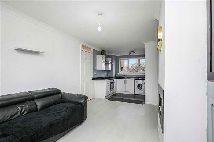 1 Bedroom Flat For Sale In Juniper Avenue, Greenhills, East Kilbride, G75