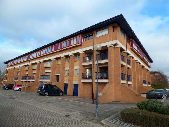 1 Bedroom Apartment To Rent In North Thirteenth St, Cmk, MK9