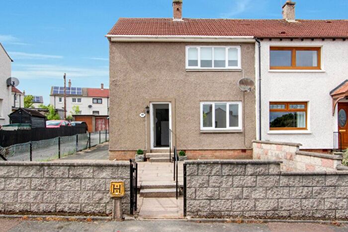2 Bedroom Semi Detached House For Sale In Heathryfold Drive, Aberdeen, AB16