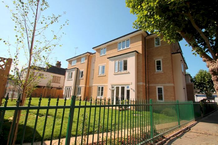 2 Bedroom Flat To Rent In Midsummer Court, Sidney Road, Staines-Upon-Thames, Middlesex, TW18