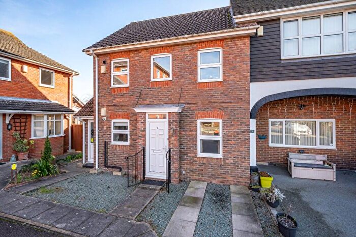 1 Bedroom Ground Maisonette To Rent In Wallace Mews, Eaton Bray, LU6