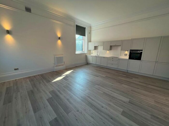 2 Bedroom Apartment To Rent In Middleton House, Derby, DE1