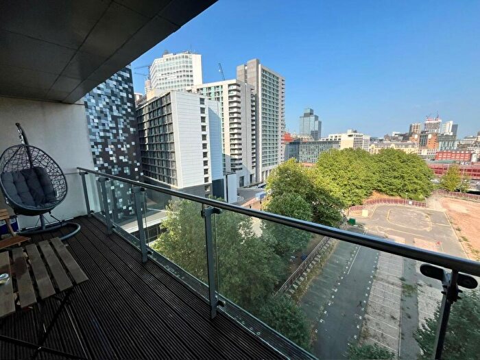 2 Bedroom Apartment To Rent In Centenary Plaza, B1