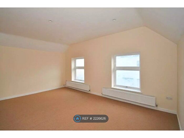 2 Bedroom Flat To Rent In Chester Street, Bristol, BS5