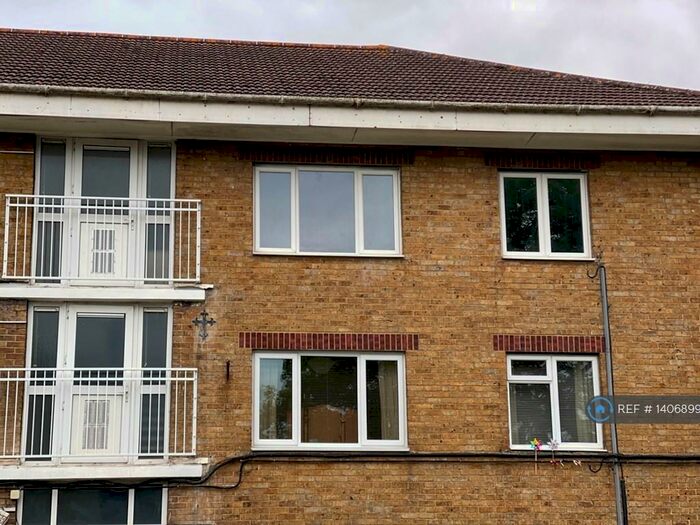 2 Bedroom Flat To Rent In Green Park Road, Southampton, SO16