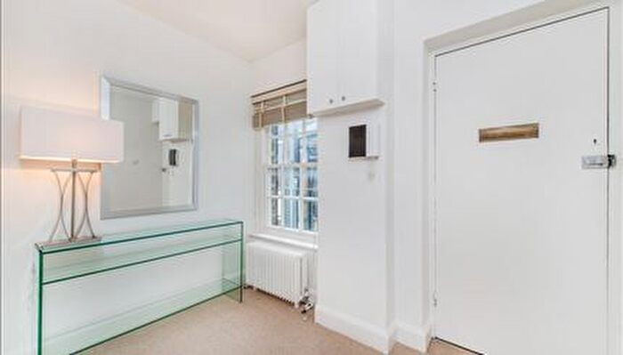 1 Bedroom Flat To Rent In Pelham Court, Fulham Road, Chelsea, SW3