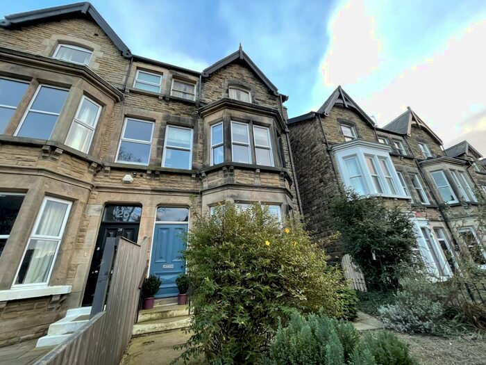 2 Bedroom Apartment To Rent In Franklin Road, Harrogate, HG1