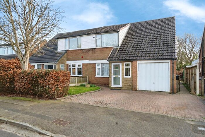 3 Bedroom Bungalow For Sale In Rutherford Drive, Bolton, Greater Manchester, BL5