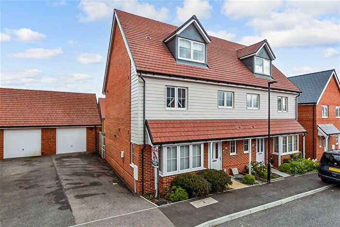 4 Bedroom Semi-Detached House For Sale In Honeysuckle Way, Coxheath, Maidstone, Kent, ME17