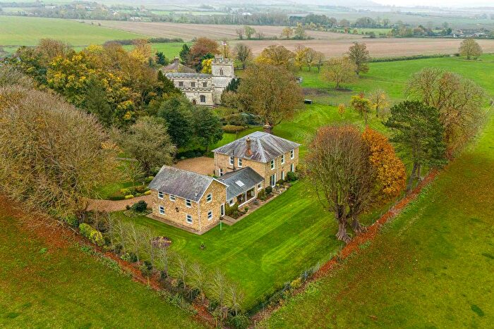 6 Bedroom Country House For Sale In The Ride, Totternhoe, LU6