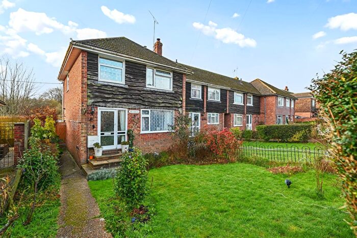 3 Bedroom Semi-Detached House For Sale In Plain Road, Smeeth, TN25