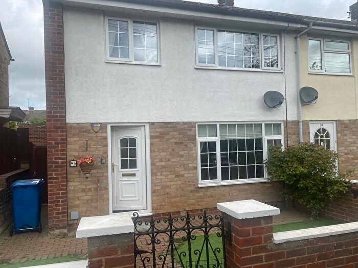 3 Bedroom End Terrace House To Rent In Edmunds Road, Banbury, OX16