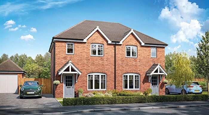 2 Bedroom Semi-Detached House For Sale In Cygnets Rest, Drakes Broughton, WR10