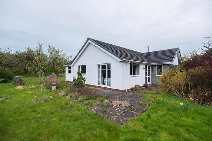 3 Bedroom Detached Bungalow For Sale In Huxley Lane, Tiverton, CW6