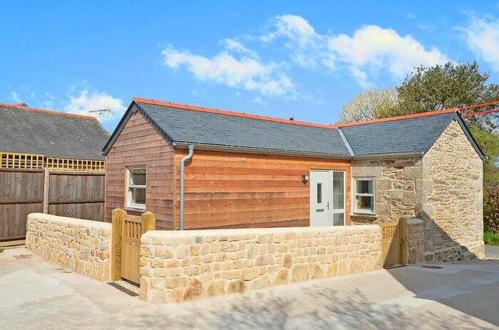 1 Bedroom Bungalow To Rent In Trewedna Lane, , Perranwell Station, TR3