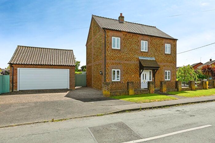3 Bedroom Detached House For Sale In Collins Lane, Heacham, King's Lynn, PE31