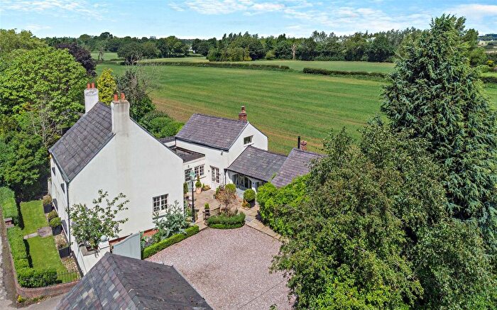 4 Bedroom Detached House For Sale In Northwich Road, Higher Whitley, Warrington, Cheshire, WA4