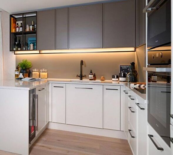 2 Bedroom Flat For Sale In Chelsea Creek, Fulham, London, SW6