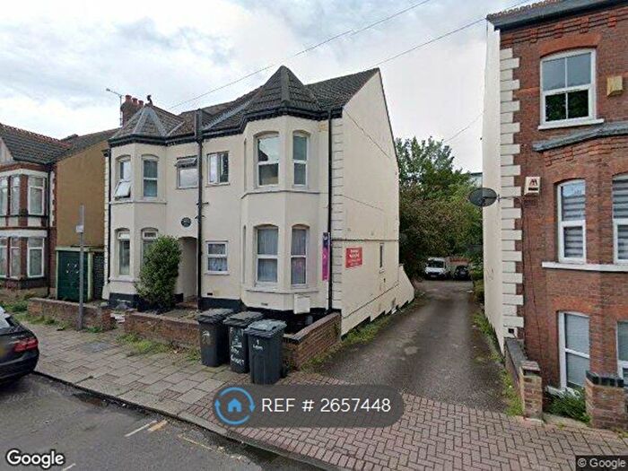 1 Bedroom Flat To Rent In Clarendon Road, Luton, LU2