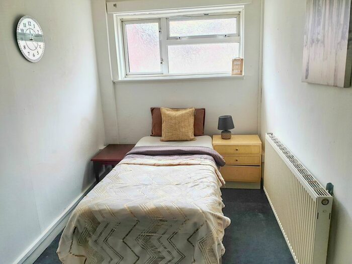 1 Bedroom End Of Terrace House To Rent In New Street, Dudley, DY1