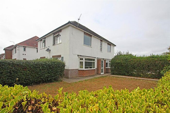 Mews For Sale In Longbarrow Close, Bournemouth, BH8