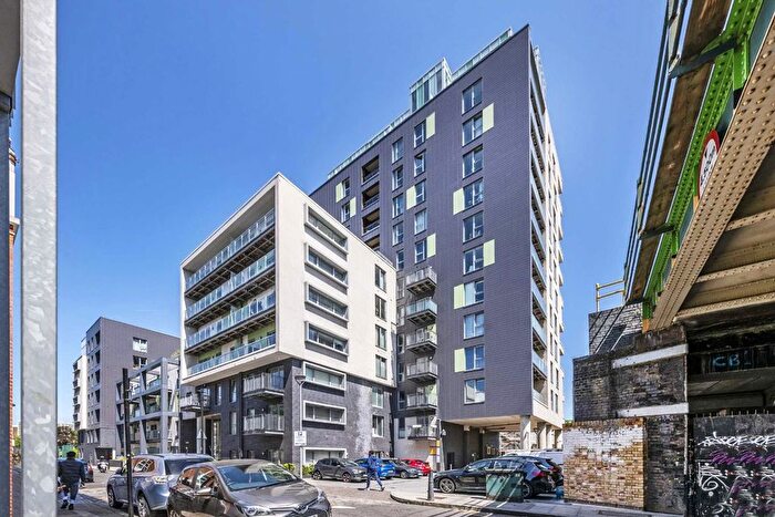 2 Bedroom Flat To Rent In Christian Street, Aldgate, E1