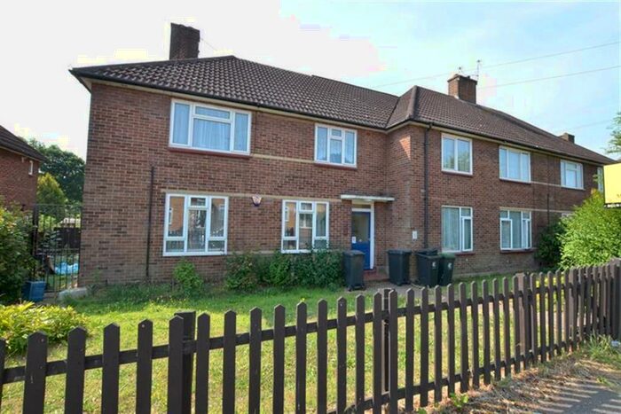 1 Bedroom Apartment To Rent In Chequers Road, Loughton, IG10