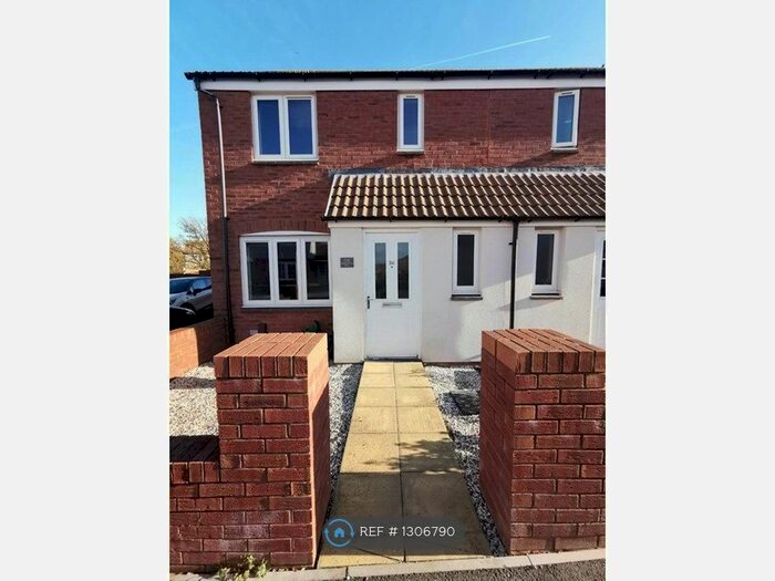 3 Bedroom Semi-Detached House To Rent In Yarlington Mill, Cranbrook, Exeter EX5