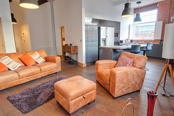 2 Bedroom House To Rent In Trinity Lane, Beverley, HU17