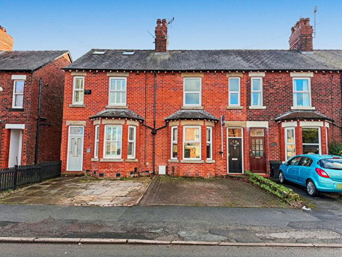 4 Bedroom Terraced House For Sale In Heyes Lane, Alderley Edge, SK9