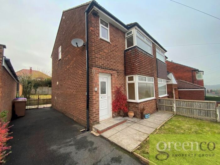 3 Bedroom Semi-Detached House To Rent In Lawefield Crescent, Clifton, Swinton, Manchester, M27