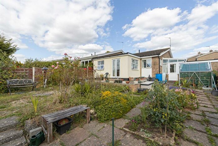 3 Bedroom Semi-Detached Bungalow For Sale In Chichester Road, Halesworth, IP19
