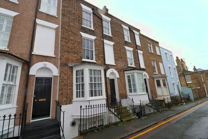 3 Bedroom Terraced House To Rent In Church Road, Ramsgate, CT11