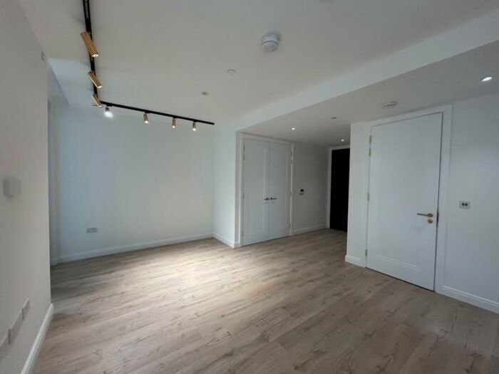 1 Bedroom Apartment To Rent In Dingley Road, London, EC1V