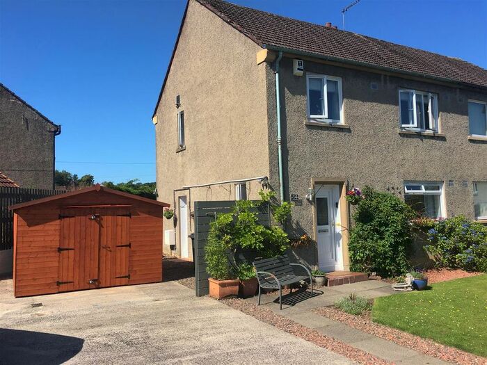 Houses for sale & to rent in G78 2LZ, Netherton Drive, Barrhead