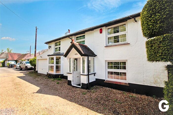 3 Bedroom Semi-Detached House For Sale In The Bridges, Ringwood, Hampshire, BH24