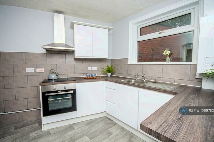 3 Bedroom Terraced House To Rent In Market Street, Whitworth, Rochdale, OL12