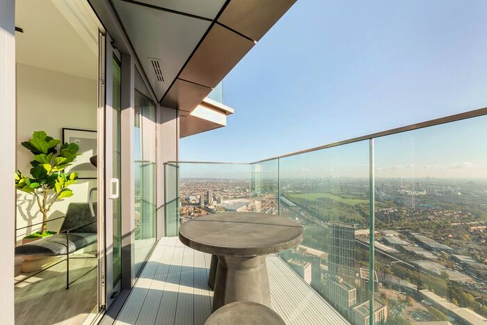 1 Bedroom Flat To Rent In Portal Way, London, W3