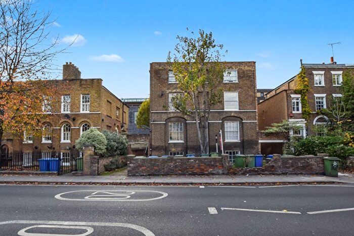 Studio For Sale In Peckham Hill Street, London, SE15