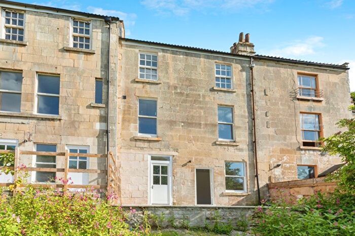 2 Bedroom Flat To Rent In Hampton Row, Bath, BA2