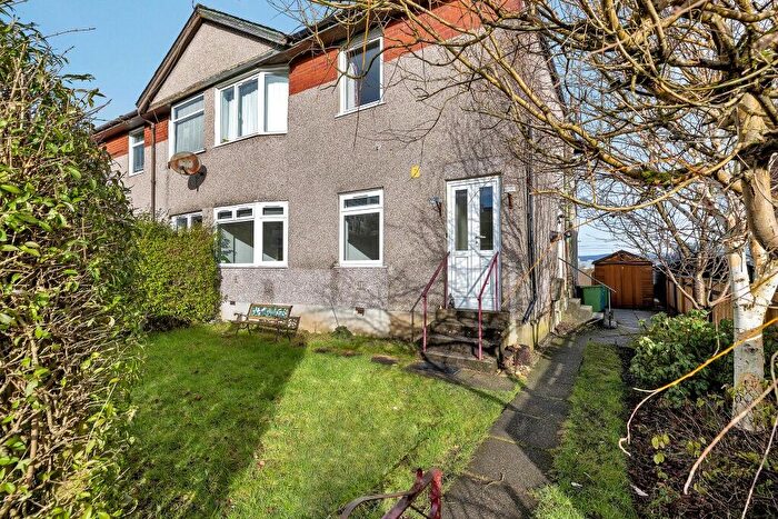 3 Bedroom Flat For Sale In Chirnside Road, Hillington, Glasgow, G52