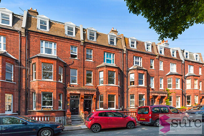 2 Bedroom Flat To Rent In College Terrace, Brighton, BN2